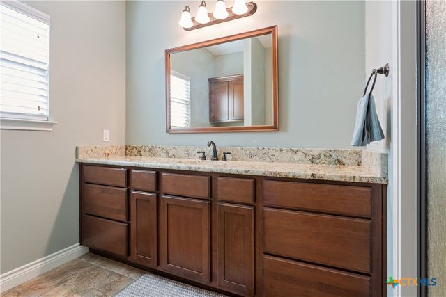 2726 Winners Circle, Salado, TX 76571