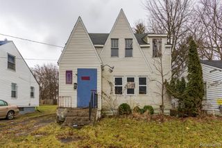 2718 N Chevrolet Avenue, Flint, MI 48504