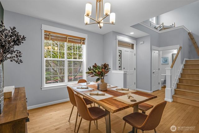 6441 SE Cougar Mountain Way, Bellevue, WA 98006