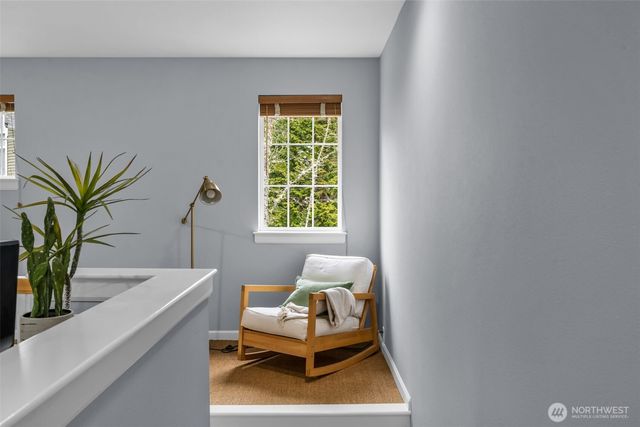 6441 SE Cougar Mountain Way, Bellevue, WA 98006