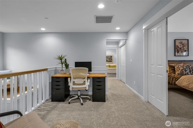 6441 SE Cougar Mountain Way, Bellevue, WA 98006