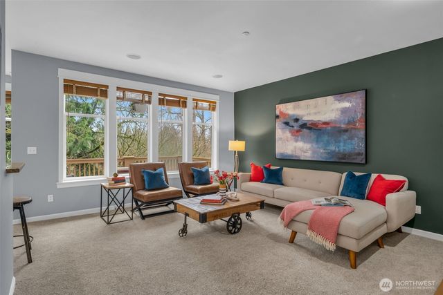 6441 SE Cougar Mountain Way, Bellevue, WA 98006