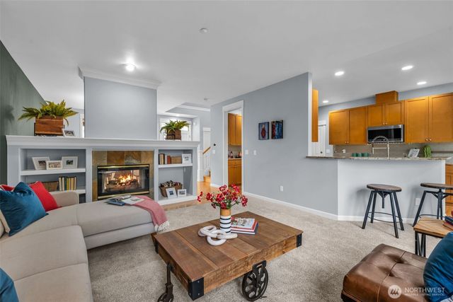 6441 SE Cougar Mountain Way, Bellevue, WA 98006