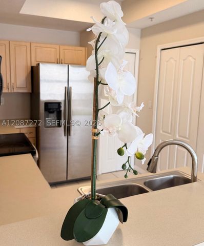 8906 W Flagler St 216, Miami, FL 33174