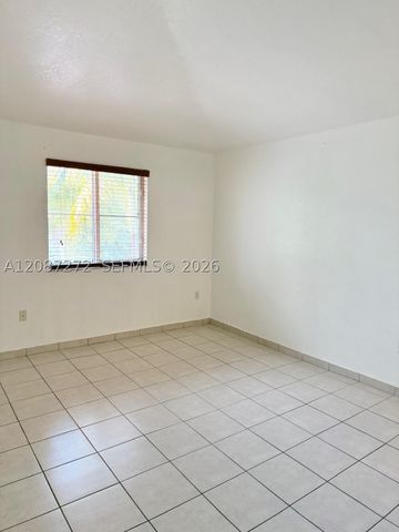 8906 W Flagler St 216, Miami, FL 33174