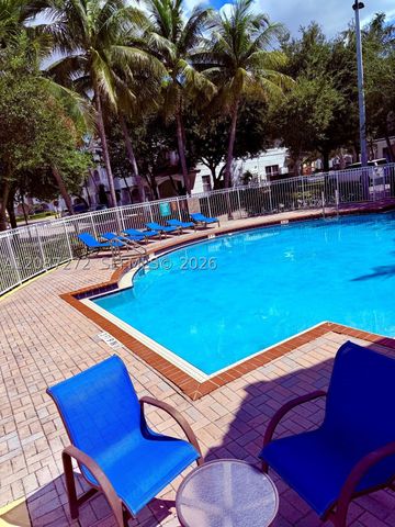 8906 W Flagler St 216, Miami, FL 33174