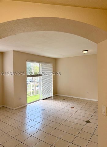 8906 W Flagler St 216, Miami, FL 33174