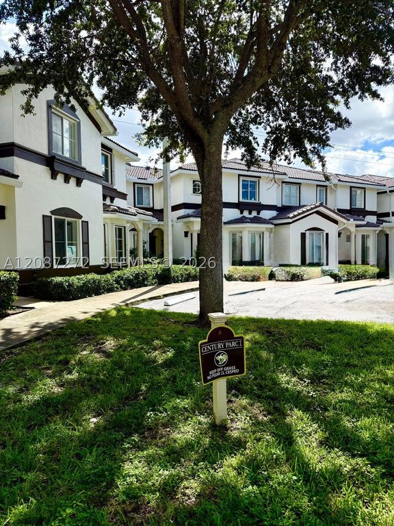 8906 W Flagler St 216, Miami, FL 33174