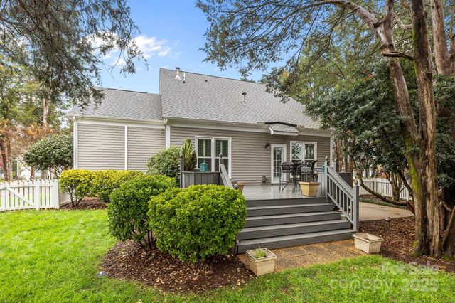 7722 Rathlin Court, Charlotte, NC 28270