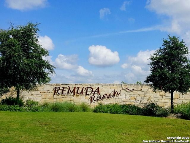 8418 Meadow Plains, San Antonio, TX 78254