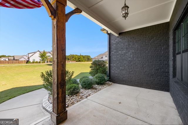 68 Grove Park Way, Senoia, GA 30276