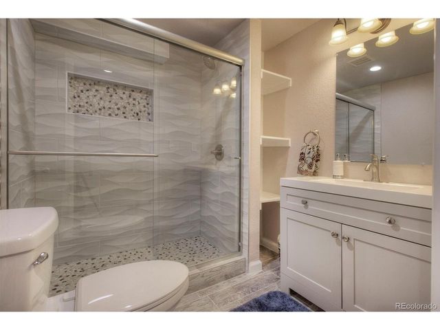 5549 Quail Ct, Arvada, CO 80002