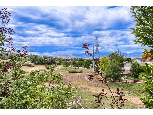 5549 Quail Ct, Arvada, CO 80002