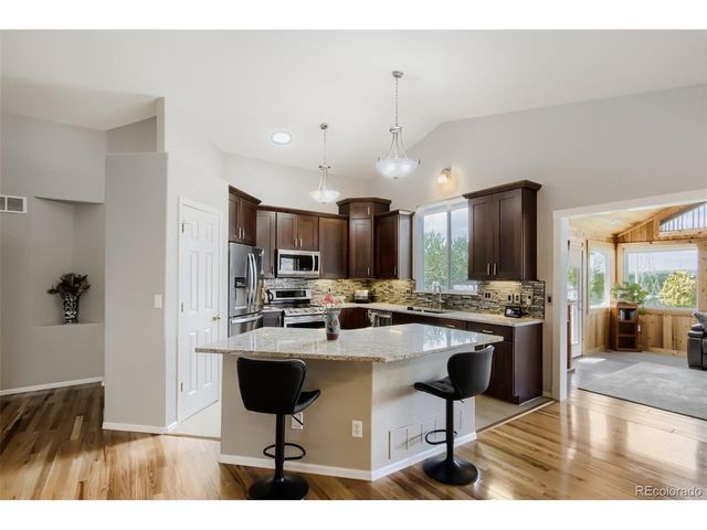 5549 Quail Ct, Arvada, CO 80002