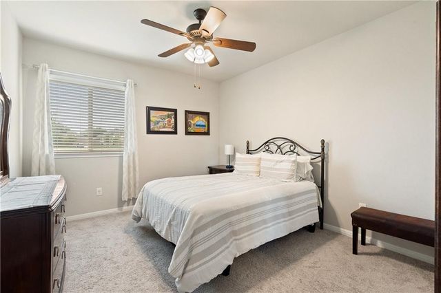 601 Flag LN, Leander, TX 78641