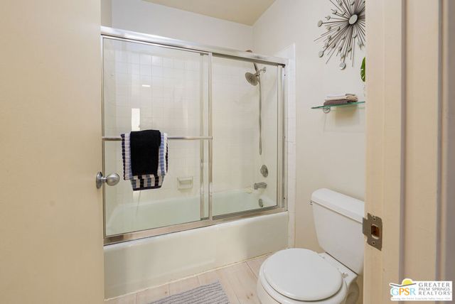 1411 N Sunrise Way 16, Palm Springs, CA 92262