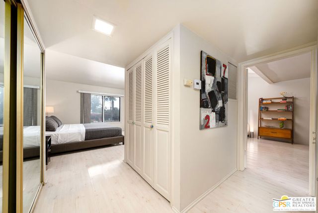 1411 N Sunrise Way 16, Palm Springs, CA 92262