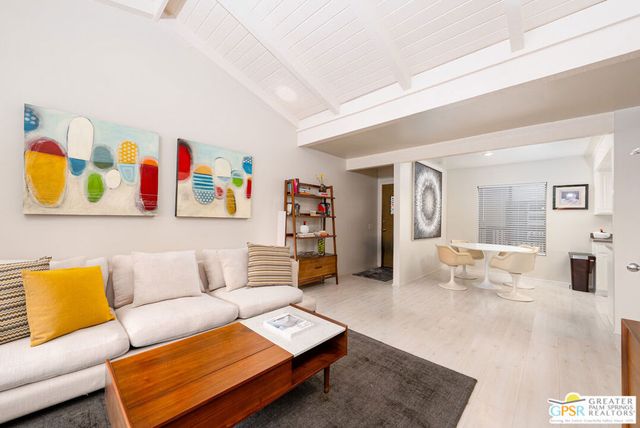 1411 N Sunrise Way 16, Palm Springs, CA 92262