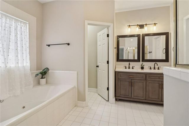 1792 Lavista Oaks Drive, Decatur, GA 30033