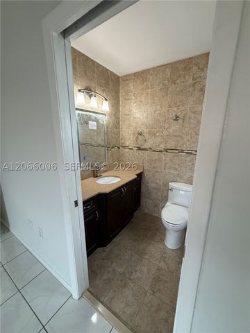 7792 W 29th Way 202, Hialeah, FL 33018