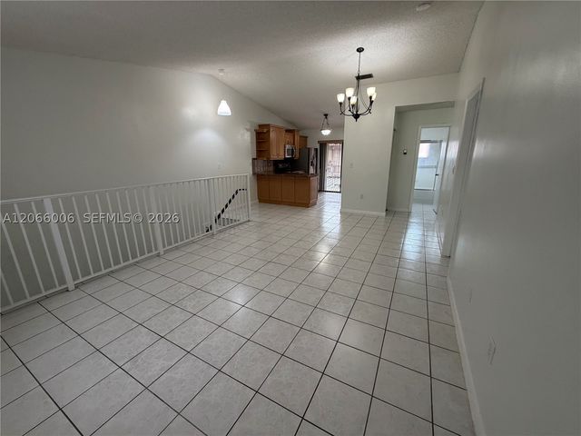 7792 W 29th Way 202, Hialeah, FL 33018