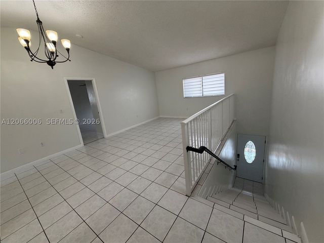 7792 W 29th Way 202, Hialeah, FL 33018
