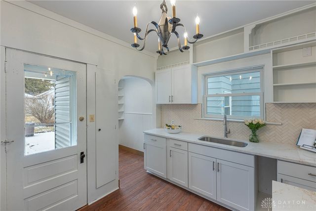 24 S 8th Street, Miamisburg, OH 45342