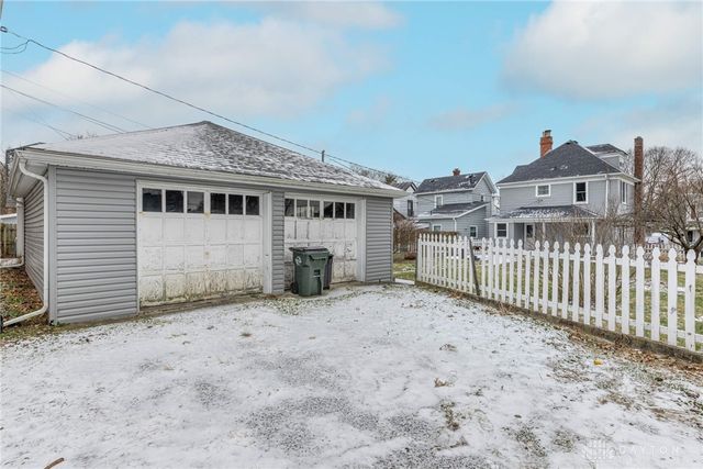 24 S 8th Street, Miamisburg, OH 45342