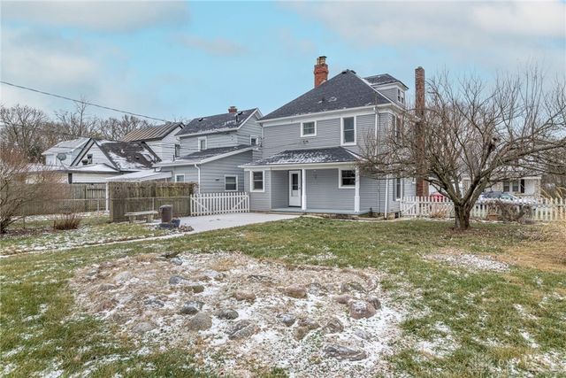 24 S 8th Street, Miamisburg, OH 45342