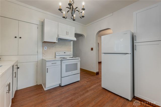 24 S 8th Street, Miamisburg, OH 45342