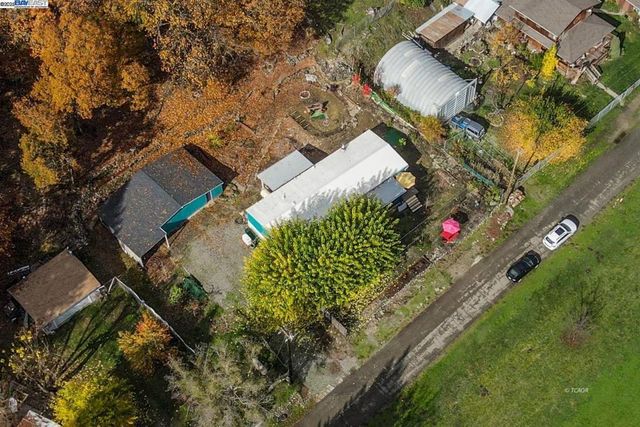 51 Steelhead Circle, Lewiston, CA 96052