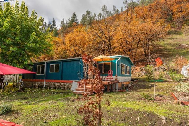 51 Steelhead Circle, Lewiston, CA 96052