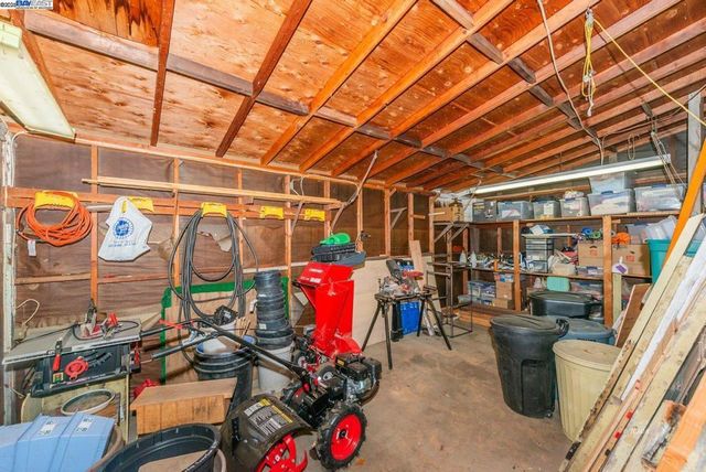 51 Steelhead Circle, Lewiston, CA 96052