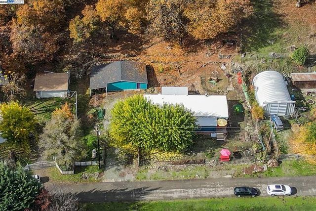 51 Steelhead Circle, Lewiston, CA 96052