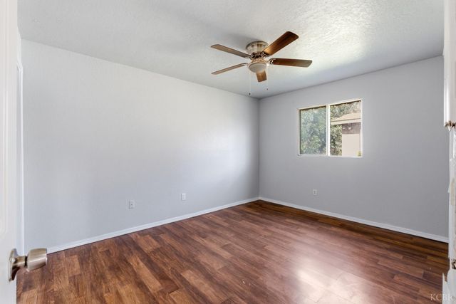 1229 S Anacapa Avenue, Hanford, CA 93230