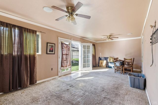 1229 S Anacapa Avenue, Hanford, CA 93230