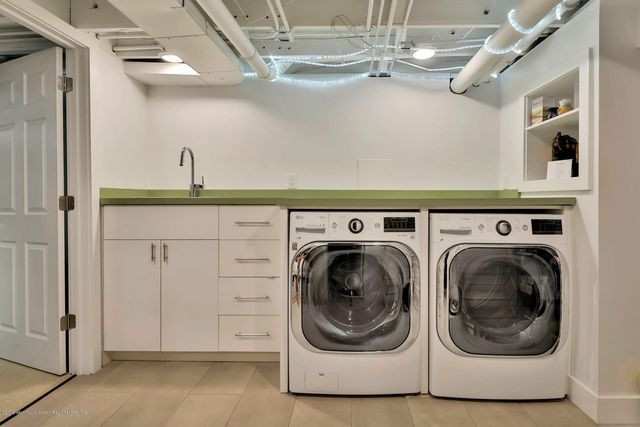 20 Rosalie Avenue, Rumson, NJ 07760