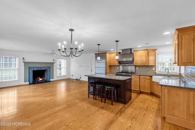 20 Rosalie Avenue, Rumson, NJ 07760