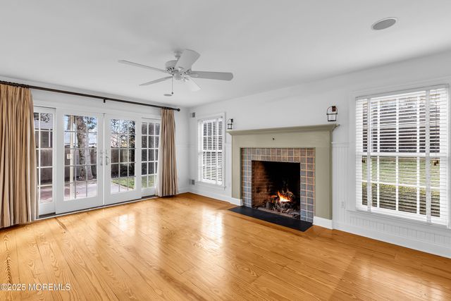 20 Rosalie Avenue, Rumson, NJ 07760