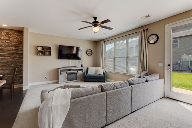 504 Millwood Ln, Mount Juliet, TN 37122