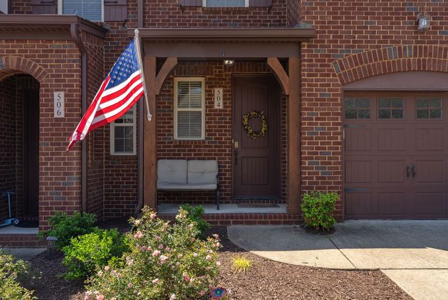 504 Millwood Ln, Mount Juliet, TN 37122