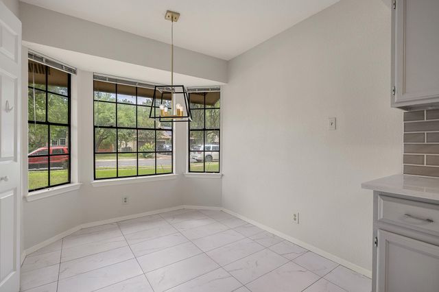 8905 Bridgewood TRL, Austin, TX 78729