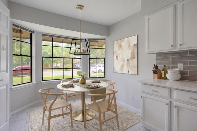 8905 Bridgewood TRL, Austin, TX 78729
