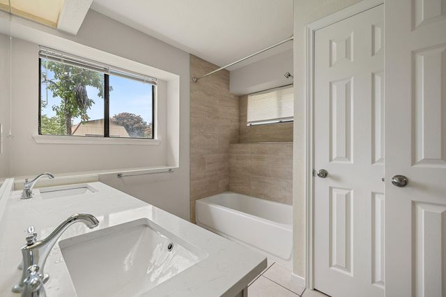 8905 Bridgewood TRL, Austin, TX 78729