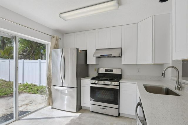 5609 TANAGERGROVE WAY, Lithia, FL 33547