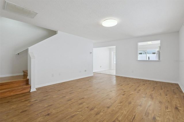 5609 TANAGERGROVE WAY, Lithia, FL 33547