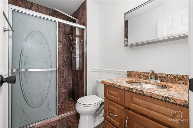 1107 S OLD WILKE Road 208, Arlington Heights, IL 60005