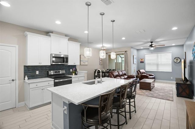 2465 FOGGY CREEK CIRCLE, Clearwater, FL 33764