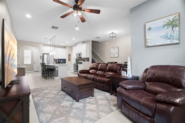 2465 FOGGY CREEK CIRCLE, Clearwater, FL 33764