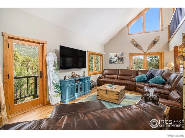 270 Choctaw Road, Lyons, CO 80540